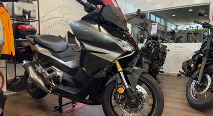 Neumotorrad Honda Forza 750