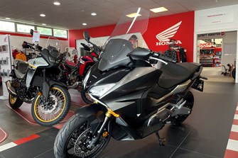Honda Forza 750