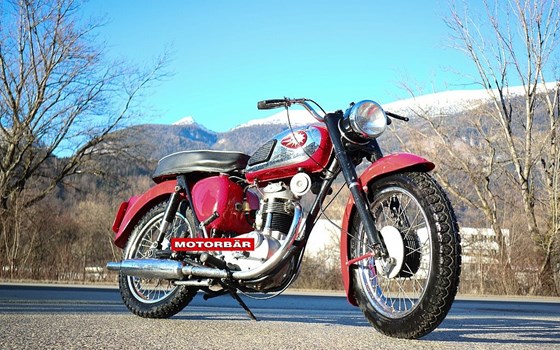 Gebrauchtmotorrad BSA C 15 - Bild 1 Gebrauchtmotorrad BSA C 15 - Bild 1