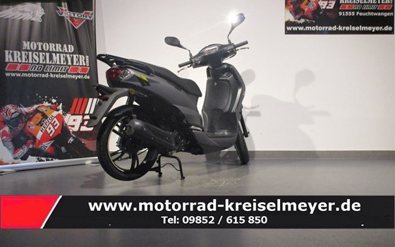Neufahrzeug Peugeot Tweet 125 - Bild 7