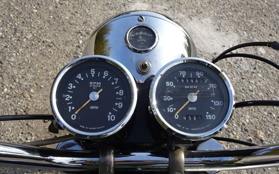 Gebrauchtmotorrad Triumph Bonneville T120 - Bild 5 Gebrauchtmotorrad Triumph Bonneville T120 - Bild 5
