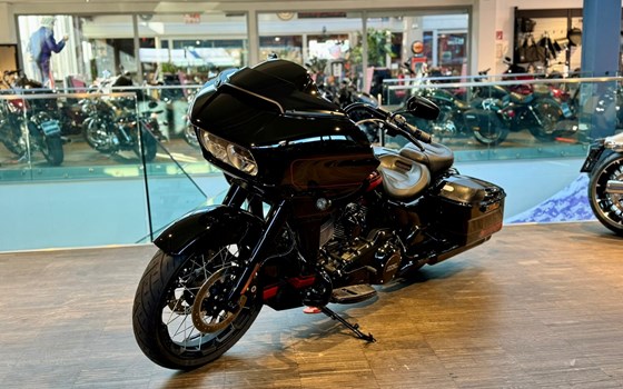 Gebrauchtmotorrad Harley-Davidson CVO Road Glide FLTRXSE - Bild 4