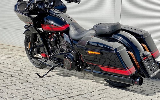 Gebrauchtmotorrad Harley-Davidson CVO Road Glide FLTRXSE - Bild 6