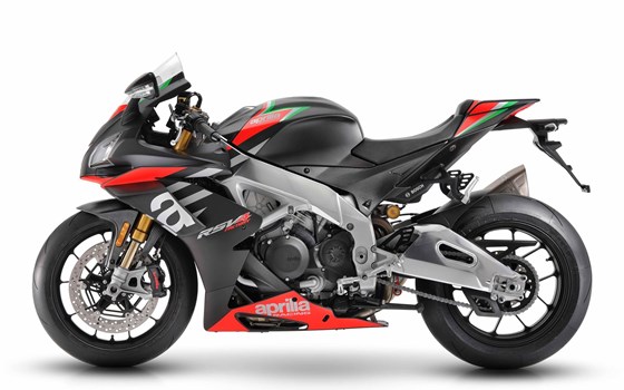 Neufahrzeug Aprilia RSV4 1100 Factory - Bild 7 Neufahrzeug Aprilia RSV4 1100 Factory - Bild 7