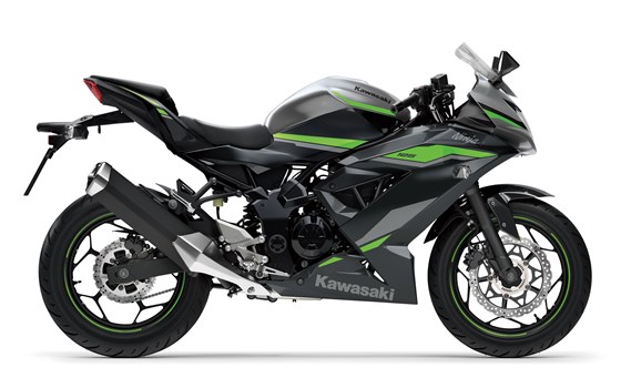 Neufahrzeug Kawasaki Ninja 125 - Bild 5 Neufahrzeug Kawasaki Ninja 125 - Bild 5