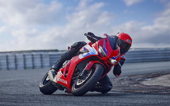 Neufahrzeug Honda CBR650R - Bild 9 Neufahrzeug Honda CBR650R - Bild 9