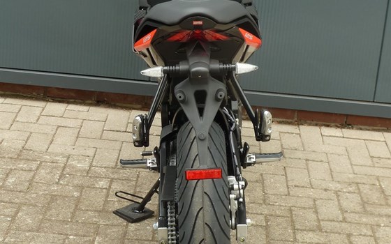 Neufahrzeug Aprilia Tuono 125 - Bild 6