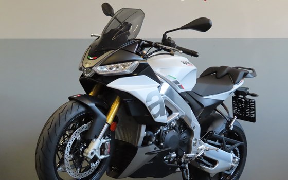 Neufahrzeug Aprilia Tuono V4 1100 - Bild 1 Neufahrzeug Aprilia Tuono V4 1100 - Bild 1