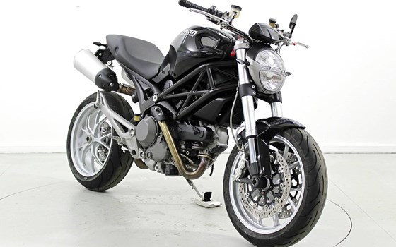 Motorrad Occasion Ducati Monster 1100 - Bild 2