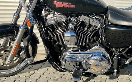 Gebrauchtmotorrad Harley-Davidson Sportster XL 1200T SuperLow - Bild 9