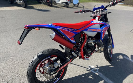 Neufahrzeug Beta RR 50 Motard Track - Bild 4 Neufahrzeug Beta RR 50 Motard Track - Bild 4
