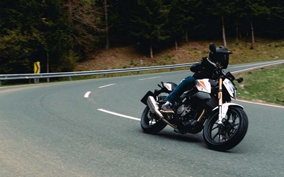 Neufahrzeug Online Pista 125 ABS - Bild 20