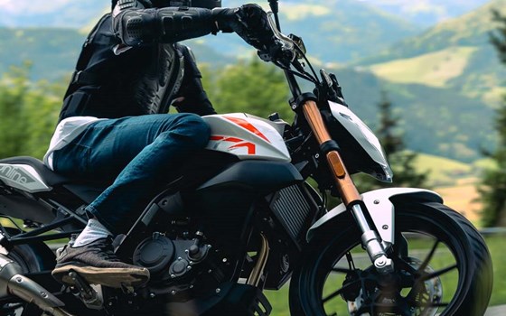 Neufahrzeug Online Pista 125 ABS - Bild 22