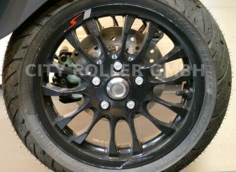 Neufahrzeug Vespa Sprint 50 S - Bild 6