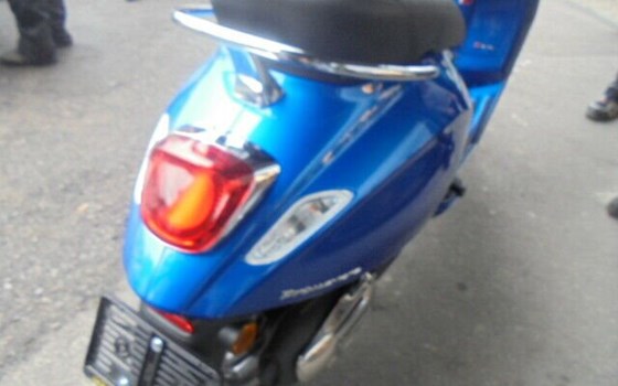 Neufahrzeug Vespa Primavera 50 S - Bild 8