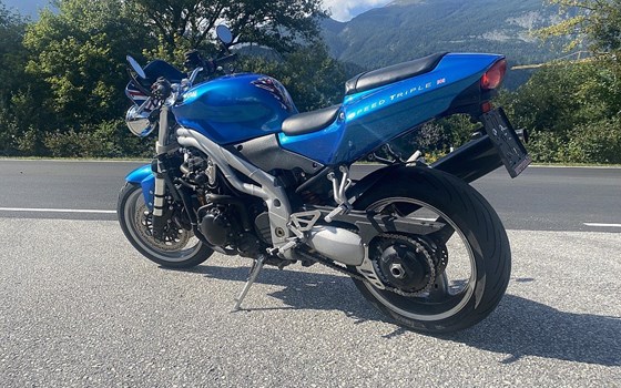 Gebrauchtmotorrad Triumph Speed Triple S - Bild 6