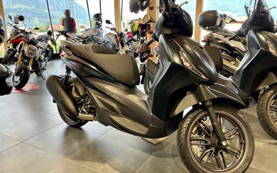 Neufahrzeug Piaggio Beverly 300 S - Bild 3 Neufahrzeug Piaggio Beverly 300 S - Bild 3