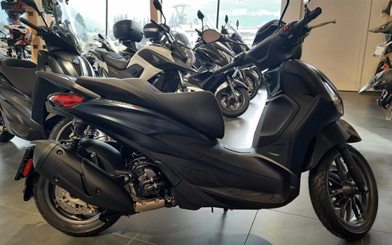 Neufahrzeug Piaggio Beverly 300 S - Bild 5 Neufahrzeug Piaggio Beverly 300 S - Bild 5