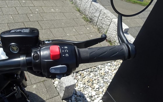 Neufahrzeug Triumph Bonneville Bobber - Bild 3