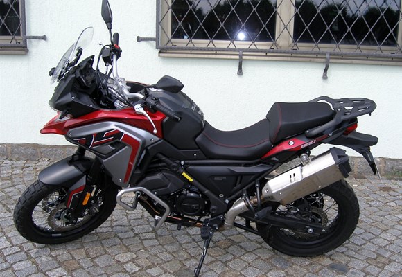 Voge 650DSX