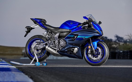 Neufahrzeug Yamaha R7 - Bild 19 Neufahrzeug Yamaha R7 - Bild 19