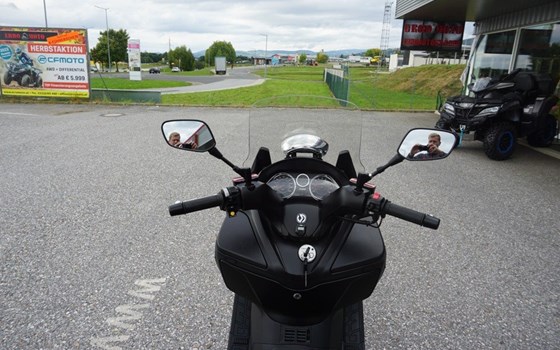 Gebrauchtmotorrad Sym MaxSym 600i - Bild 8