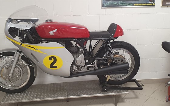 Neufahrzeug Honda RC 181 - Bild 1