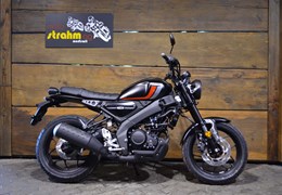 Neumotorrad Yamaha XSR125