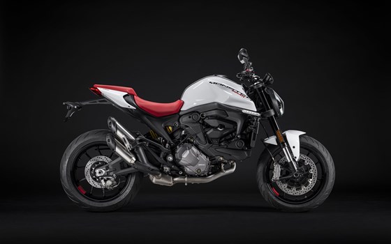 Neufahrzeug Ducati Monster + - Bild 2 Neufahrzeug Ducati Monster + - Bild 2