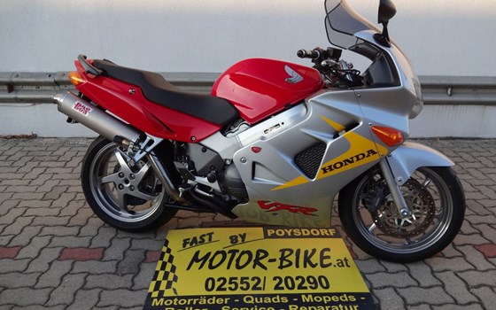 Gebrauchtmotorrad Honda VFR 800 F - Bild 1 Gebrauchtmotorrad Honda VFR 800 F - Bild 1