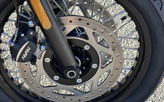 Neufahrzeug Brixton Cromwell 1200 - Bild 11