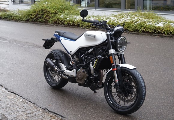 Husqvarna Svartpilen 125