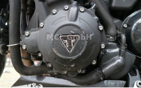 Gebrauchtmotorrad Triumph Speed Triple R - Bild 14