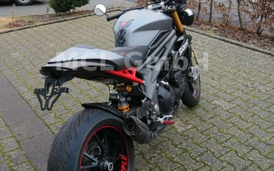 Gebrauchtmotorrad Triumph Speed Triple R - Bild 6