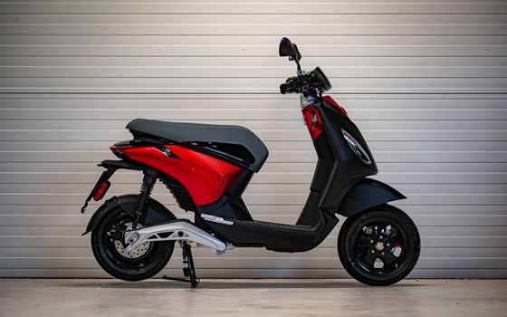 Neufahrzeug Piaggio 1 + - Bild 1