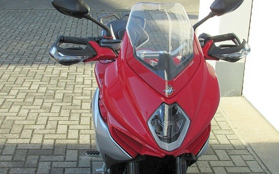 Gebrauchtmotorrad MV Agusta Turismo Veloce 800 - Bild 4