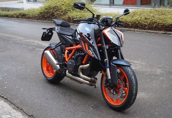 KTM 1290 Super Duke R EVO