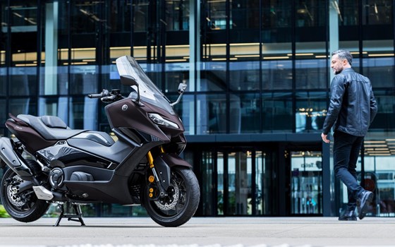 Neufahrzeug Yamaha TMAX 560 Tech Max - Bild 18 Neufahrzeug Yamaha TMAX 560 Tech Max - Bild 18