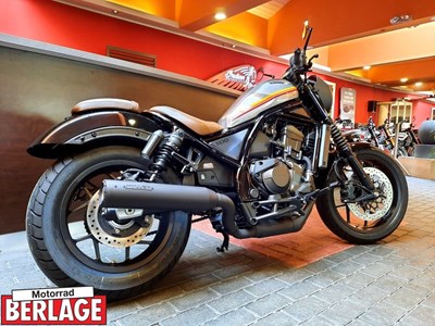 Honda CMX1100 Rebel 2 Click for Detail