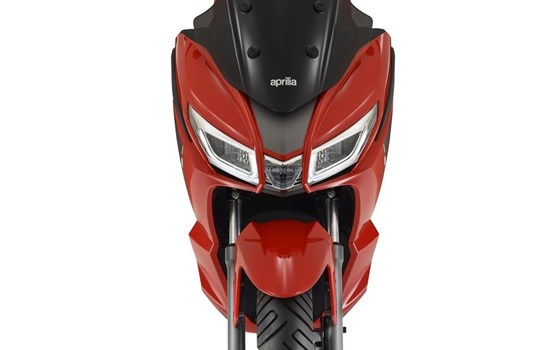 Neufahrzeug Aprilia SXR 50 - Bild 3 Neufahrzeug Aprilia SXR 50 - Bild 3