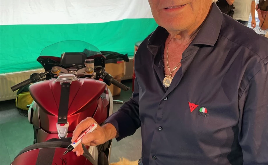 Angebot MV Agusta Superveloce Ago Bild 2: Angebot MV Agusta Superveloce Ago