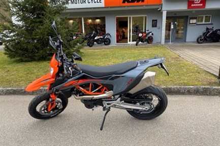KTM 690 SMC R