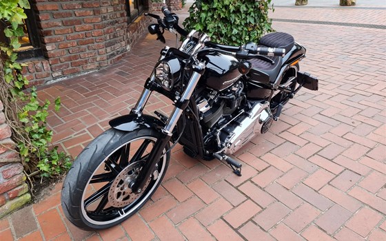 Gebrauchtmotorrad Harley-Davidson Softail Breakout 114 FXBRS - Bild 2
