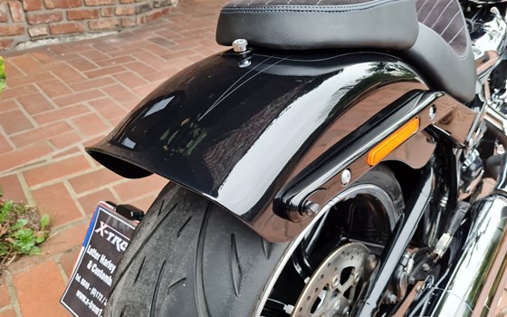 Gebrauchtmotorrad Harley-Davidson Softail Breakout 114 FXBRS - Bild 20