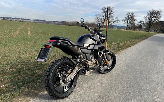 Neufahrzeug Zontes 125 G1 - Bild 3 Neufahrzeug Zontes 125 G1 - Bild 3
