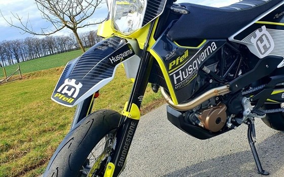 Neufahrzeug Husqvarna 701 Supermoto - Bild 1