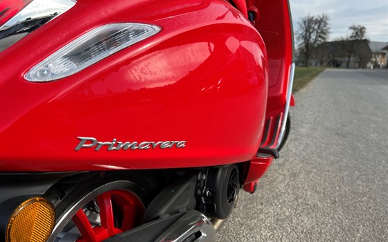 Neufahrzeug Vespa 125 Primavera - Bild 4 Neufahrzeug Vespa 125 Primavera - Bild 4