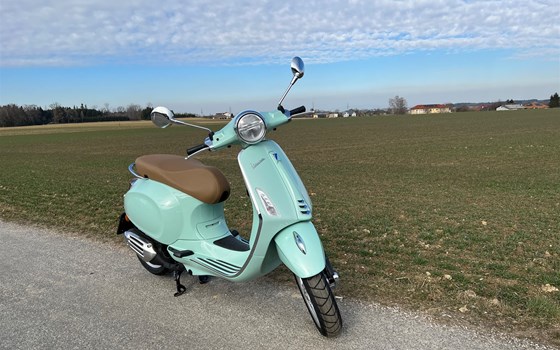 Neufahrzeug Vespa 125 Primavera - Bild 1 Neufahrzeug Vespa 125 Primavera - Bild 1