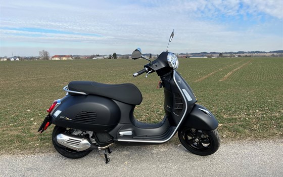Neufahrzeug Vespa GTS 125 Super Tech - Bild 2