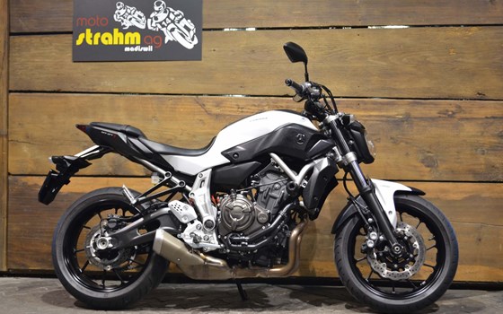 Motorrad Occasion Yamaha MT-07 - Bild 1
